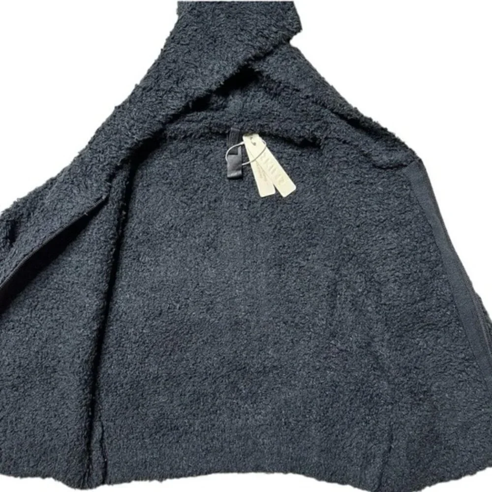 SKIMS kids 2T/3T unisex sherpa hoodie full zip up onyx black NWT MSRP $88